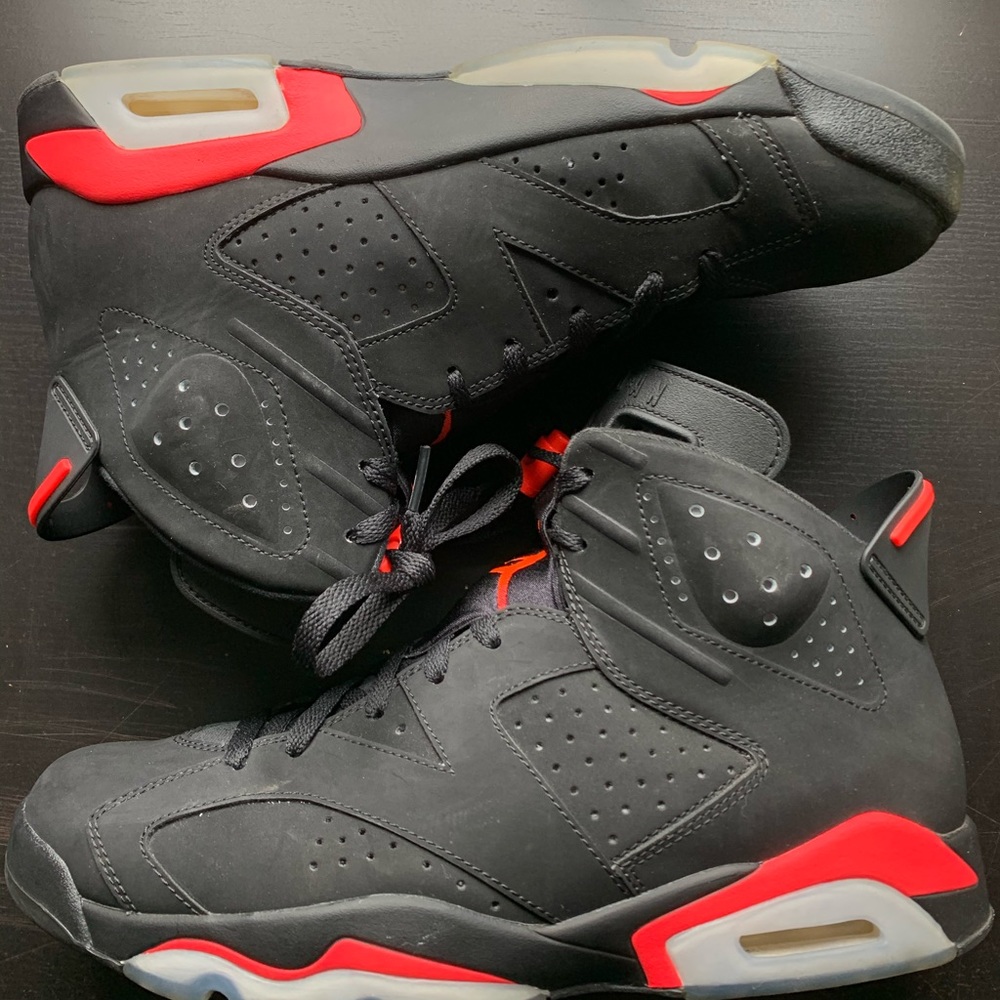 Air Jordan 6 (2014) - Black & Infrared Sz. 11